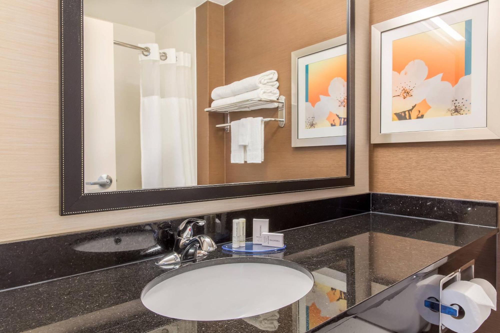Fairfield Inn & Suites Sioux Falls Exterior photo